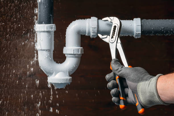 Professional Plumbing technician working in Prague, OK
